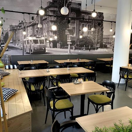 Ap 1 - Apartments 4U Brezinova "Overnight Simply" Hradec Králové 외부 사진