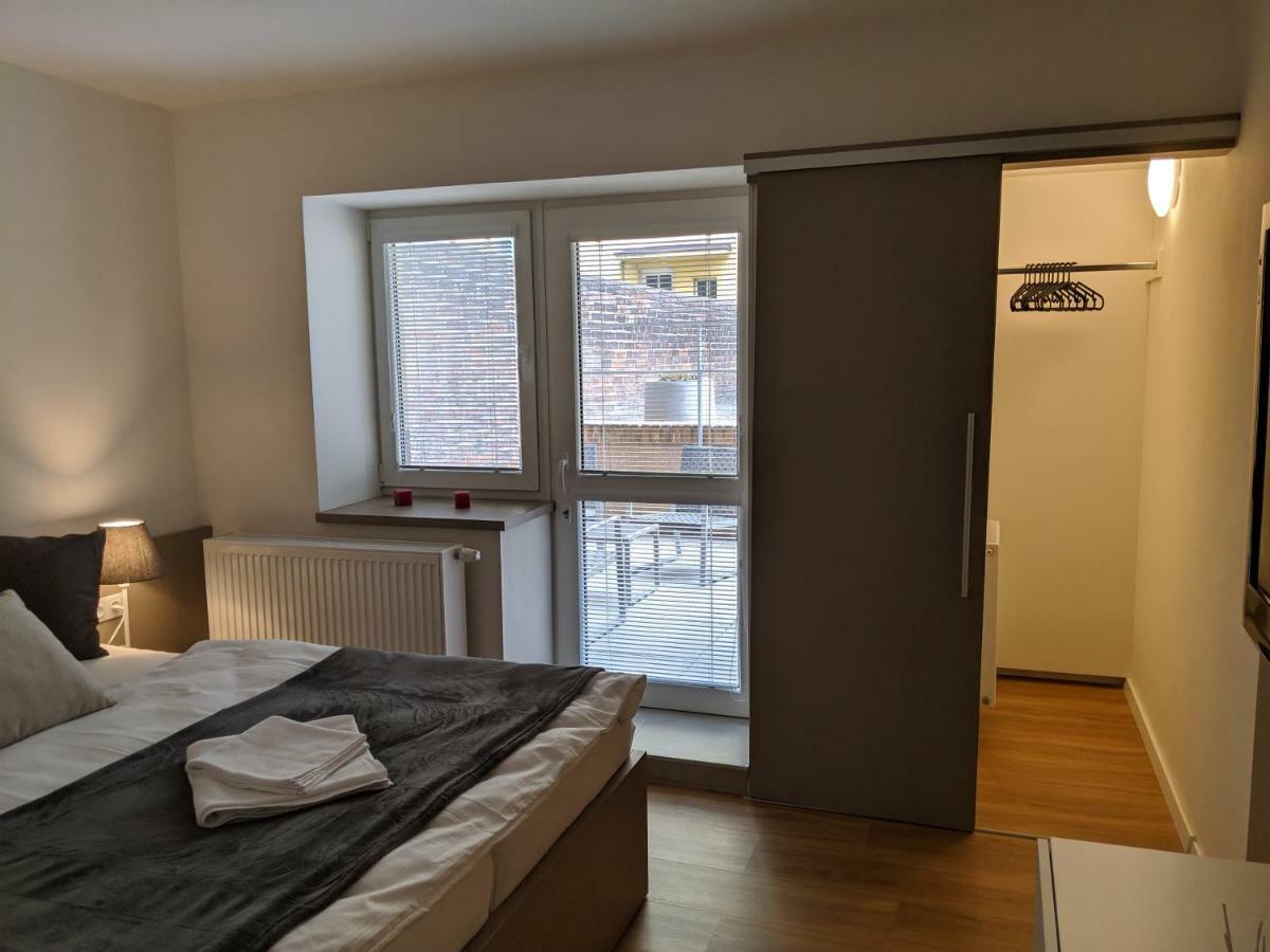 Ap 1 - Apartments 4U Brezinova "Overnight Simply" Hradec Králové 외부 사진